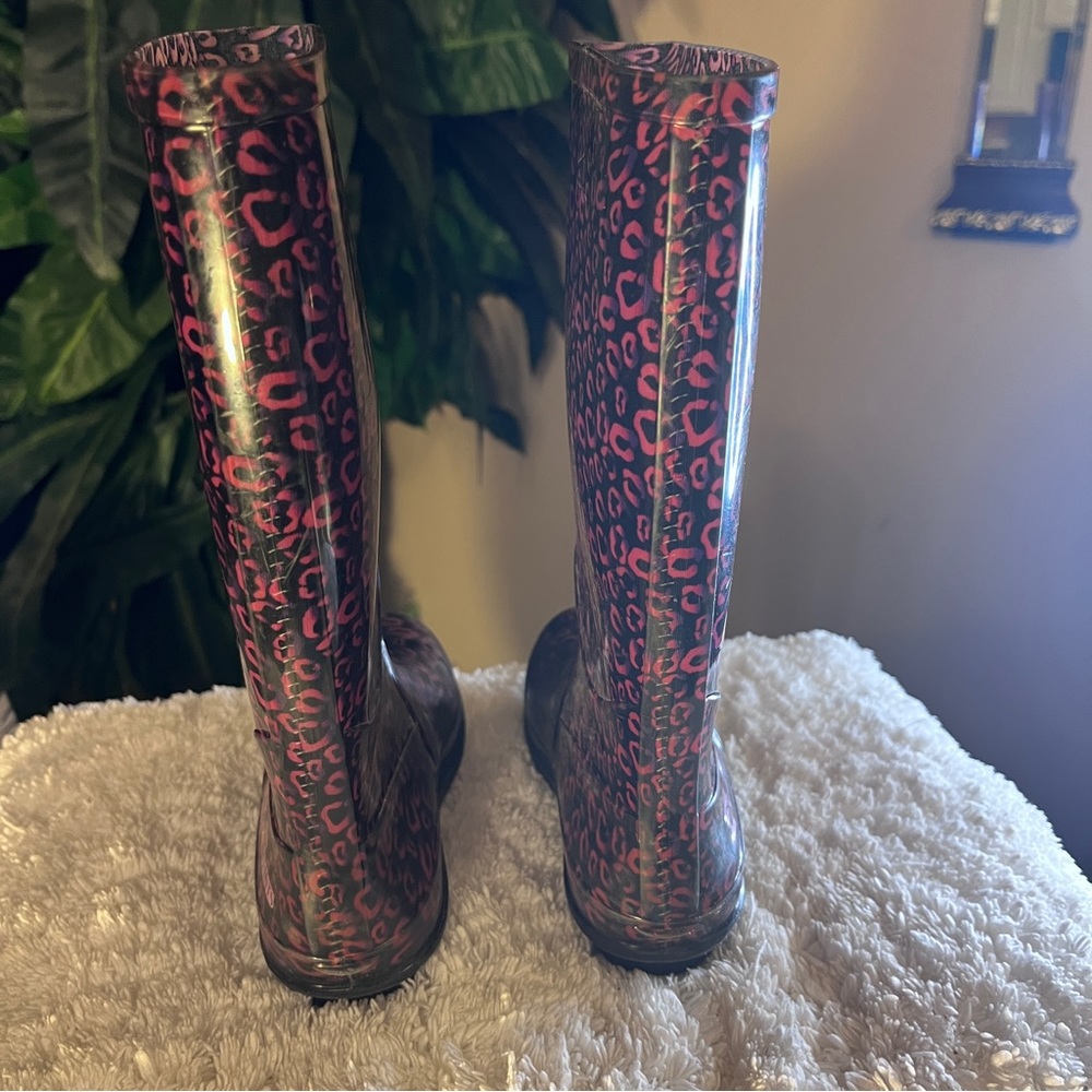 Disney - Picture 3 of 8